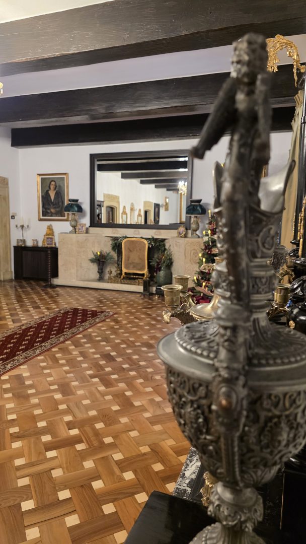 Art. History. Experience. – Explorări autentice ale experiențelor culturale din București